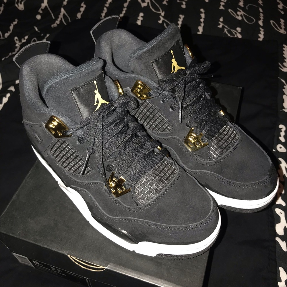 Jordan Retro 4